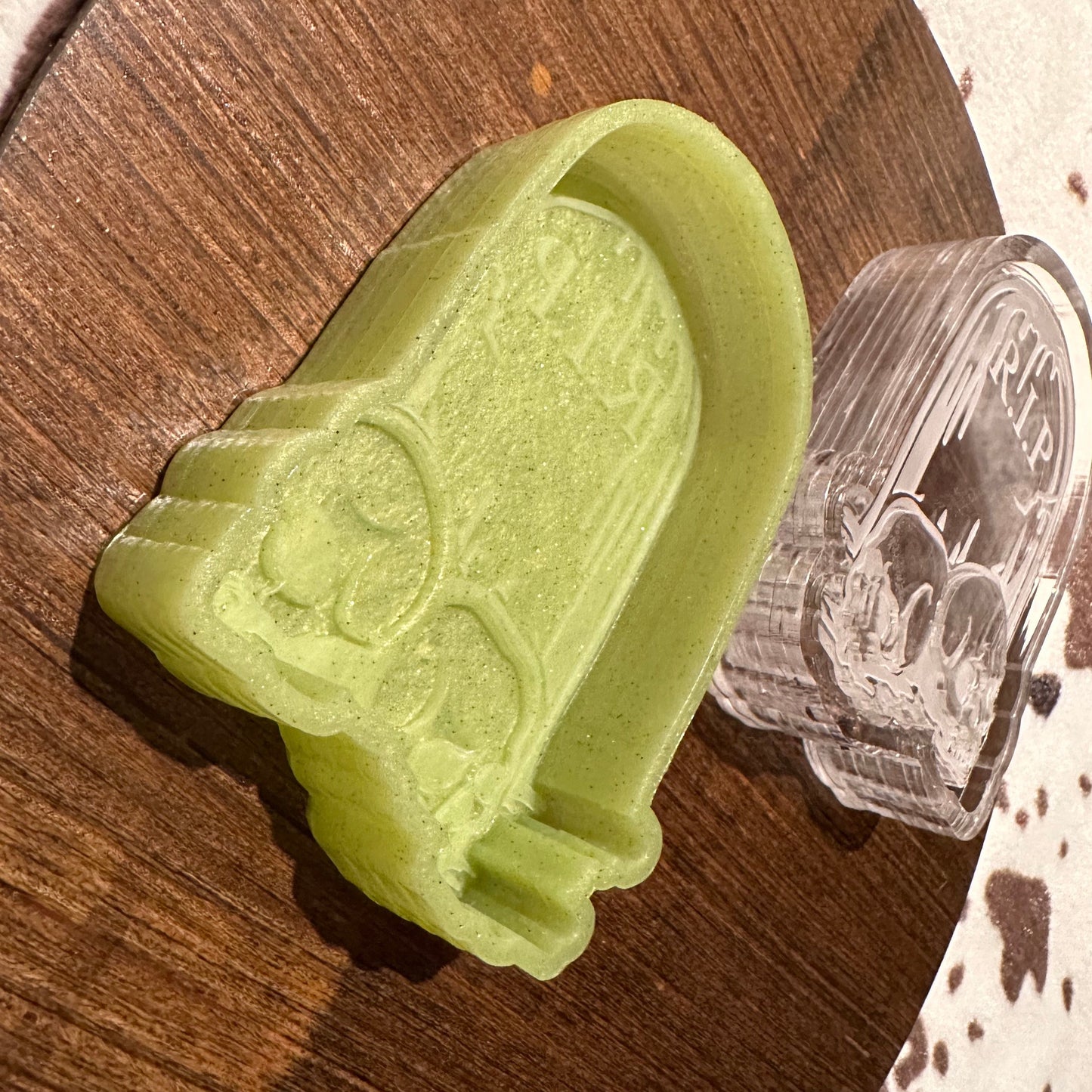 Headstone with Skulls Silicone Mold